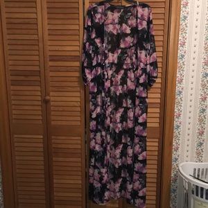 Forever 21 + mid sleeve long floral kimono